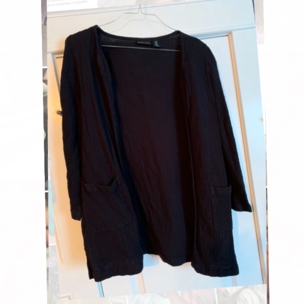 lightweight black jacket